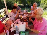 Společenské setkání důchodců v přírodě
